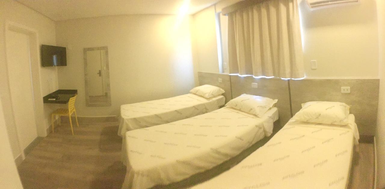 Hotel Avalon Maringa Economico Luaran gambar